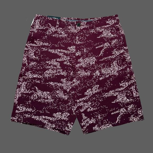 Under Armour UA Golf Short Printed Short Size 30 NWT Burgundy 1377303-600 - Picture 1 of 7